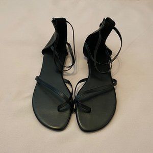 Black Strappy Sandals, 9/ EUR40